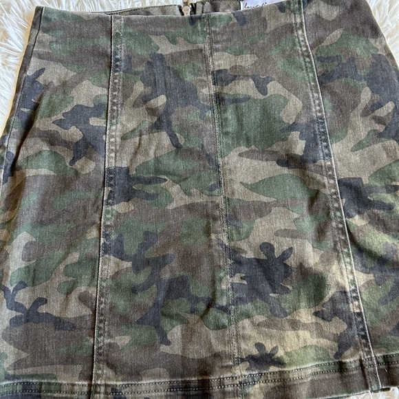 Love, Fire Camo denim bodycon mini skirt size small - Picture 6 of 9
